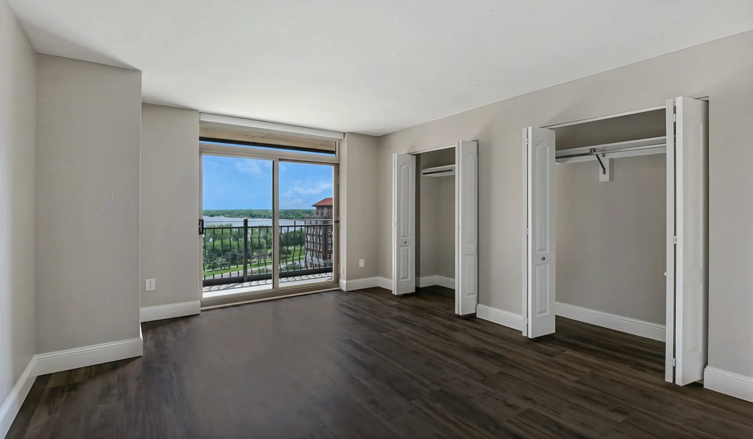 minneapolis apartments for rent The Beach Club Residences balcony closet