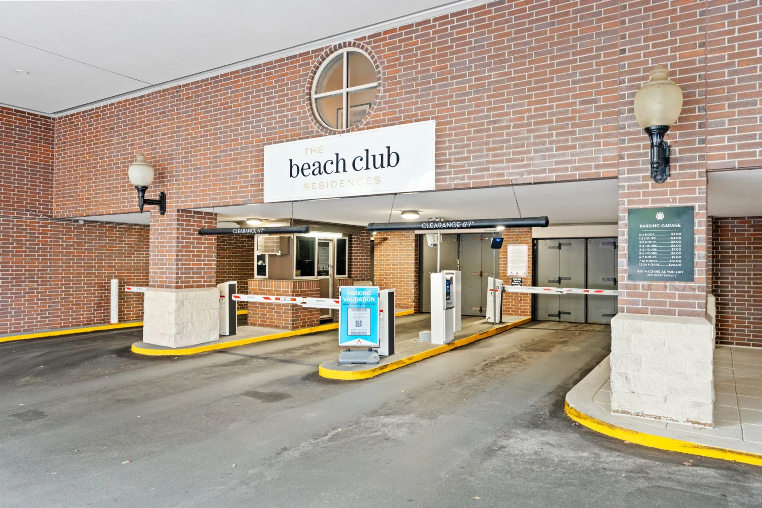 21 web or mls 2900 thomas ave s 21