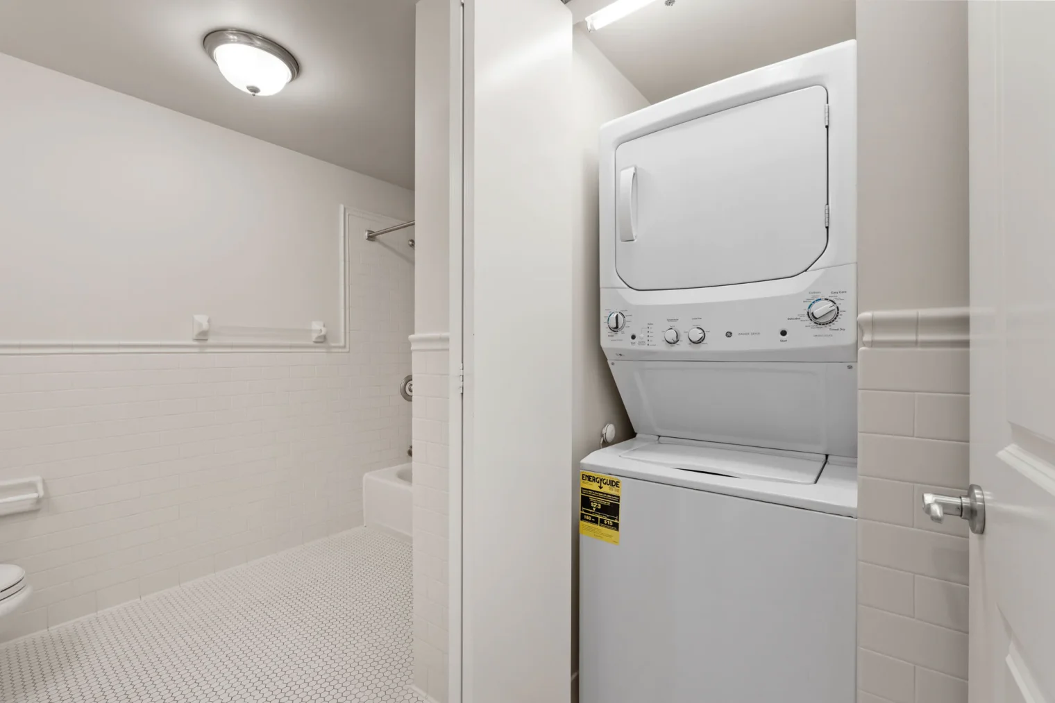 95 web or mls 2900 thomas ave s 95