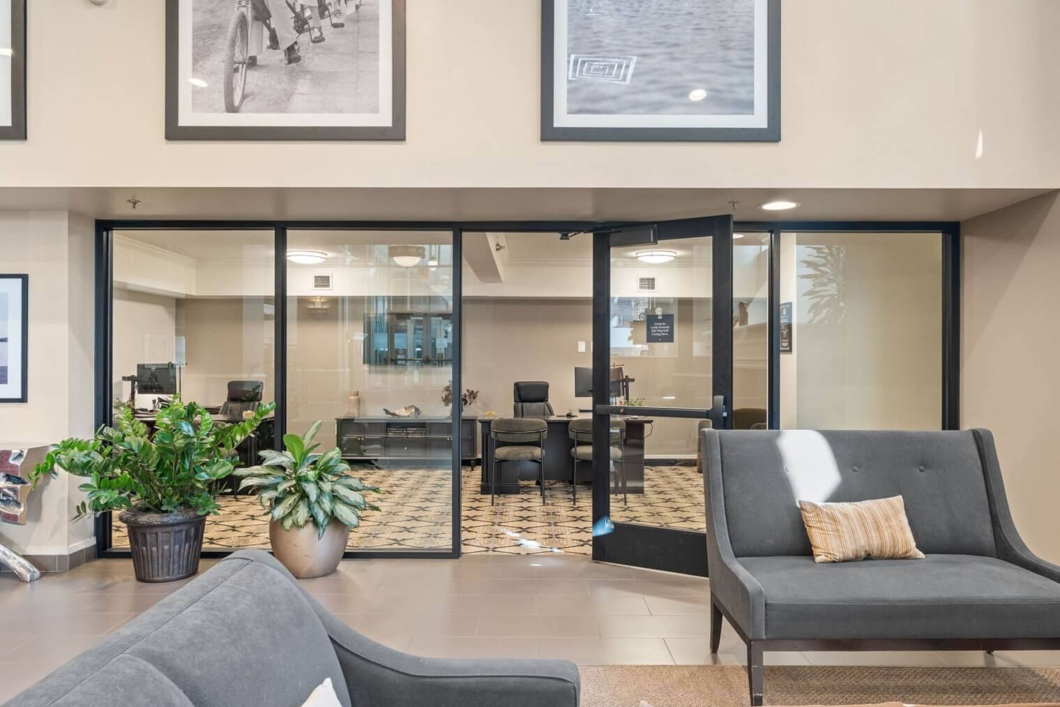 138 web or mls 2900 thomas ave s additional photos 2